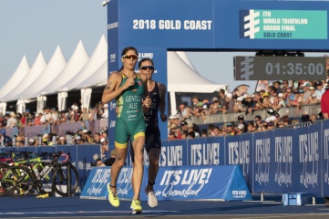 Elite women’s race from 2018 ITU World Triathlon Grand Final on the Gold Coast.