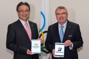 Masaaki Tsuya, CEO and Representative Executive Officer, Bridgestone Corporation (left) and Dr Thomas Bach, President, International Olympic Committee