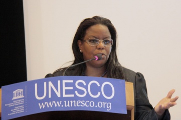 Anne Wangari Kirima-Muchoki, Chairperson, Kenya Investment Authority at an IGU-UNESCO Workshop on Women in Engineering (Photo: UNESCO/P. Chiang-Joo)