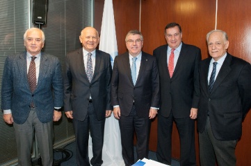 IOC President Thomas Bach flanked by Janez Kocijančič (near left), Raffaele Pagnozzi (far left), Spyros Capralos (near right) and Kikis Lazarides (far right)
