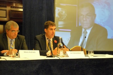 Iain Edmondson of London and Partners (middle) speaking at Host City conference, with Rio 2016 Director Mario Andrada (left) and WPP CEO Sir Martin Sorrell (right)