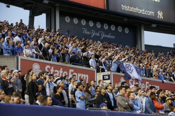 Sponsorship of MLS clubs have grown in recent years (Photo: lev radin / Shutterstock.com)